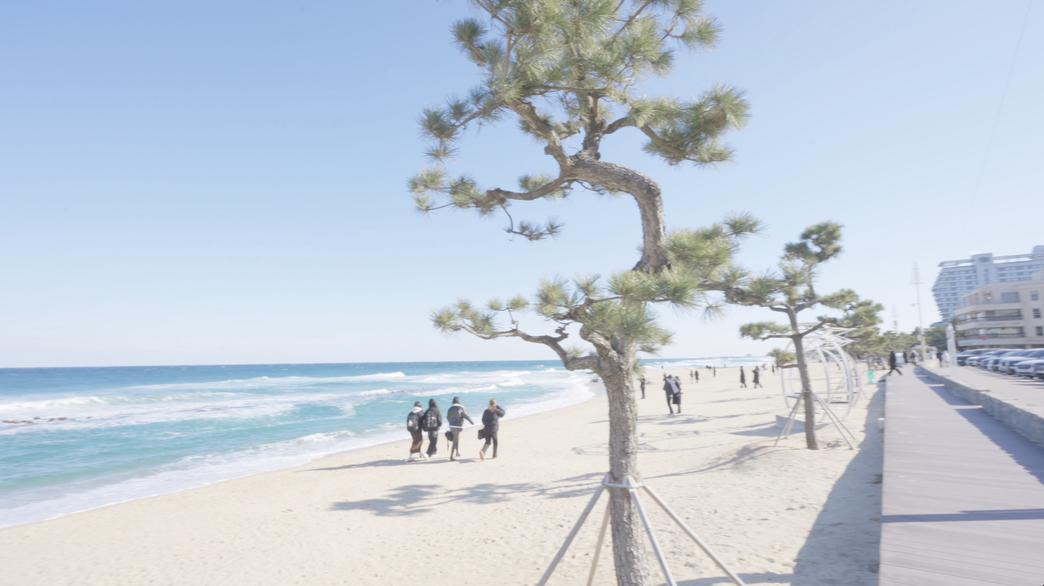 양양 살이 한 달 만에 집 놔두고 강릉으로 가출한 이유 — 30분 거리에 살면서 호텔 잡은 부부의 강릉 1박 2일 (장칼국수, 초당 소금빵, 곽가네 시오야끼)